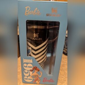 Stanley x Barbie 40oz quencher